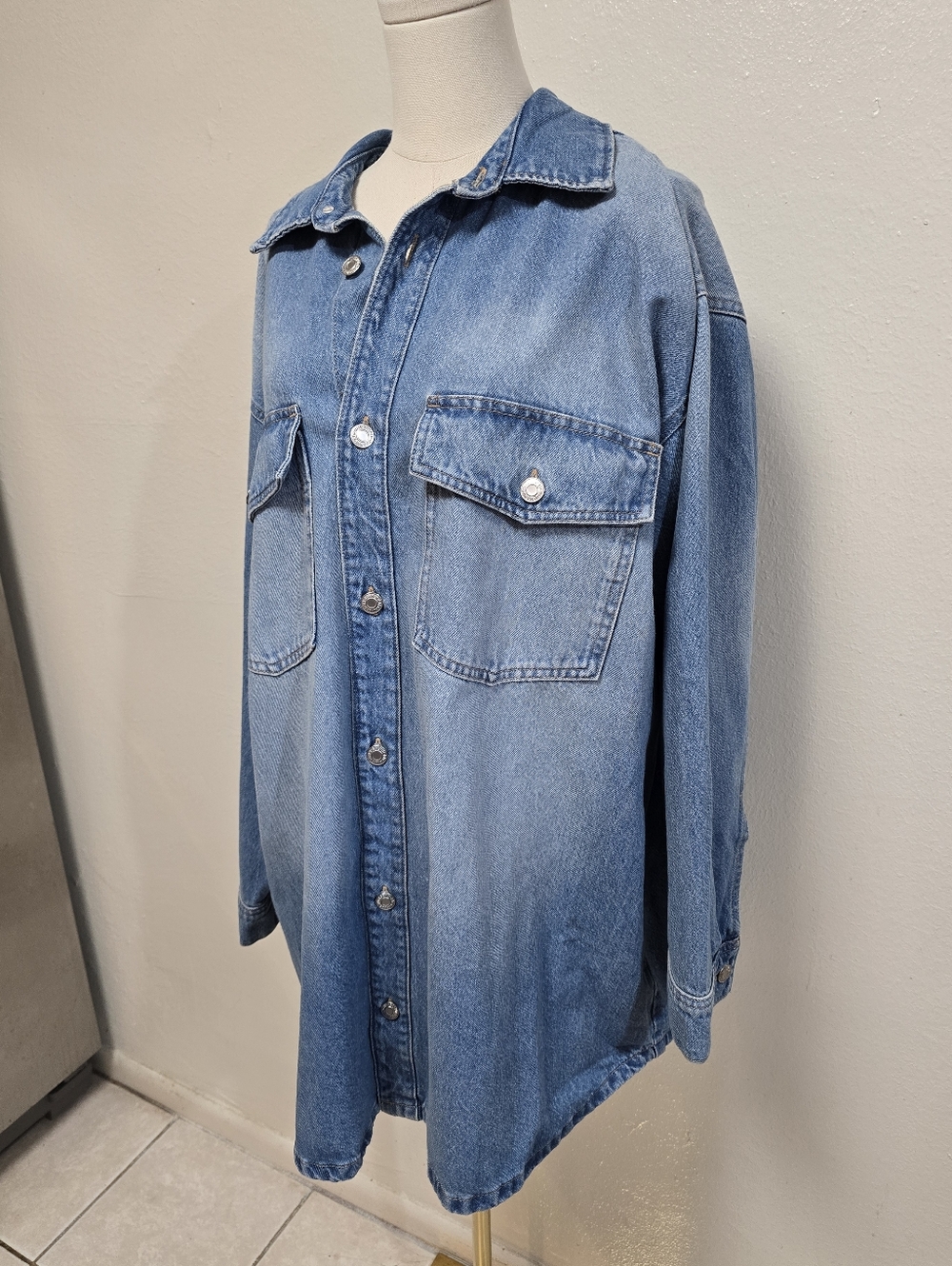 H&M Oversized Denim Shirt Dress Size Medium/Large NWOT - Picture 6 of 10